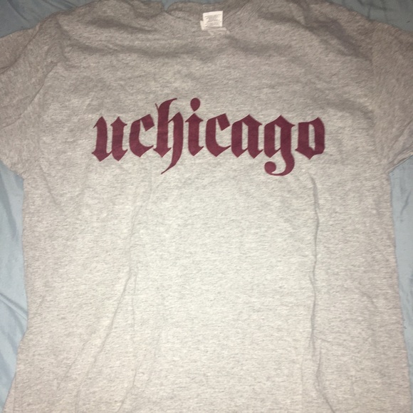 University of Chicago Gray Short- Sleeved T-Shirt - Picture 3 of 5